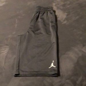 Nike basketball shorts Size boys XL